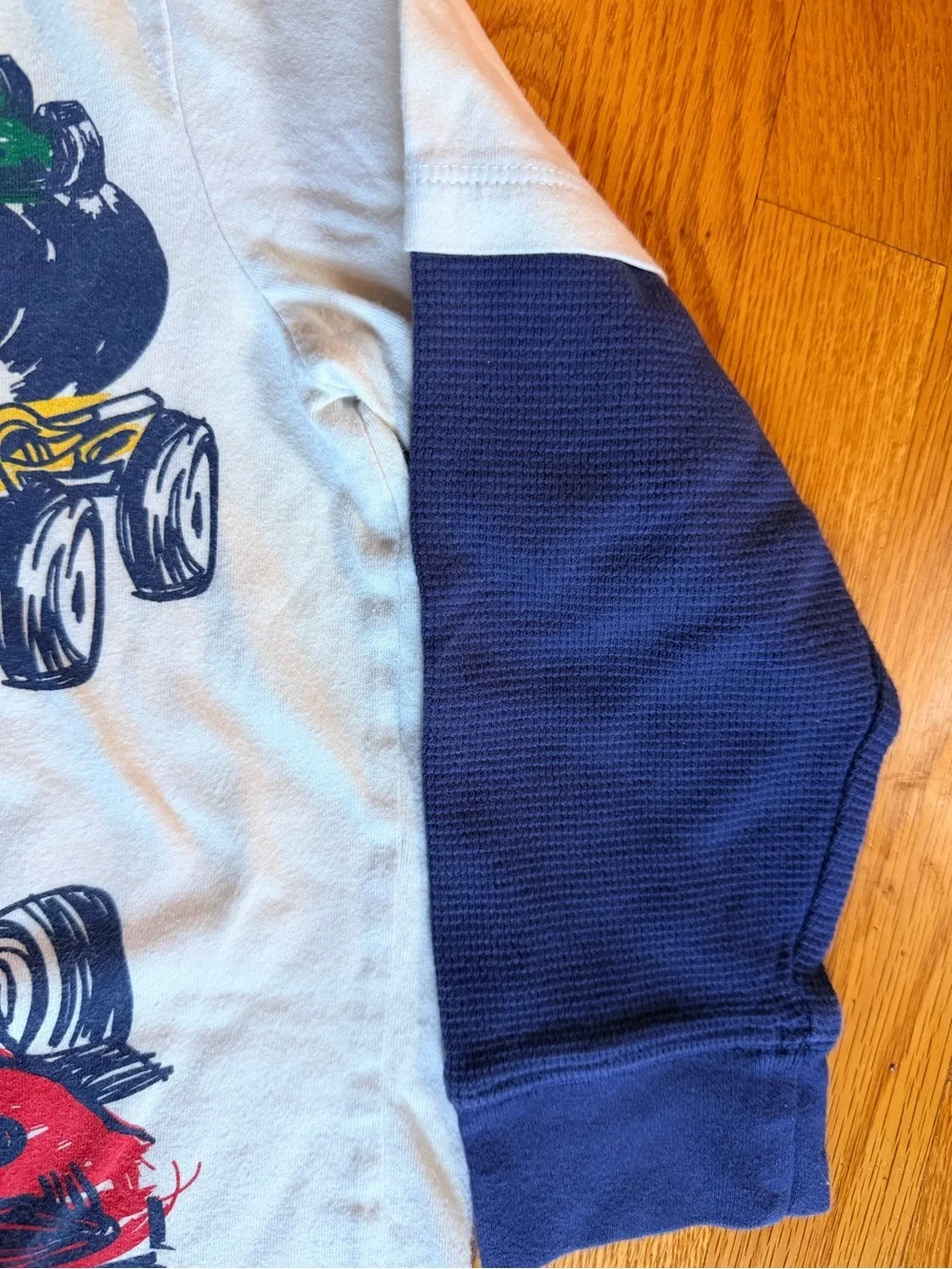 Long sleeve shirt